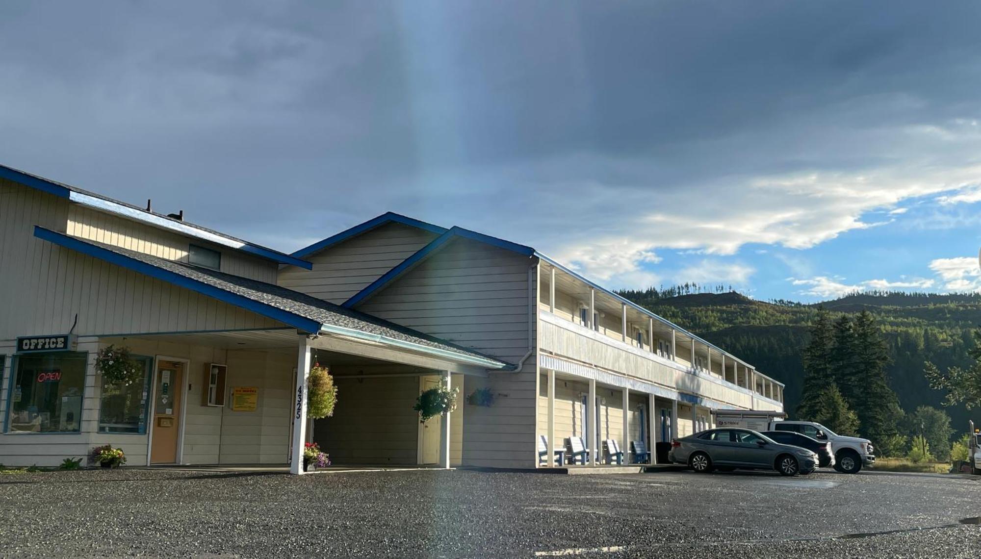 Y-5 Motel Barriere ภายนอก รูปภาพ